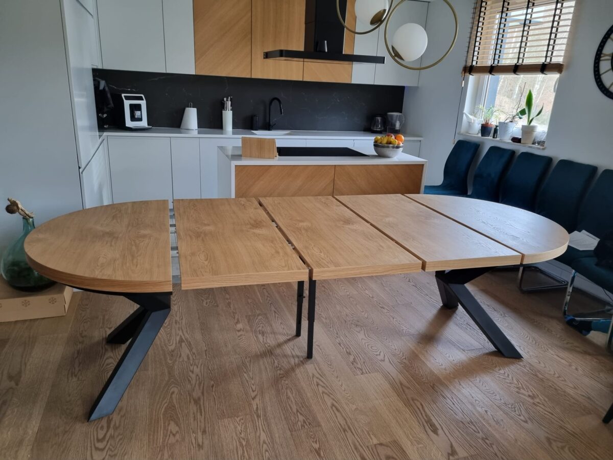 Stół okrągły na nogach metalowych typu X - obrazek 4